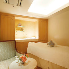 Load image into Gallery viewer, Renewal Choice Body or Facial Treatment Gift Card (90 minutes)
